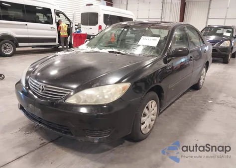 2005 Toyota Camry Le from USA, damaged, VIN 4T1BE30K65U383953